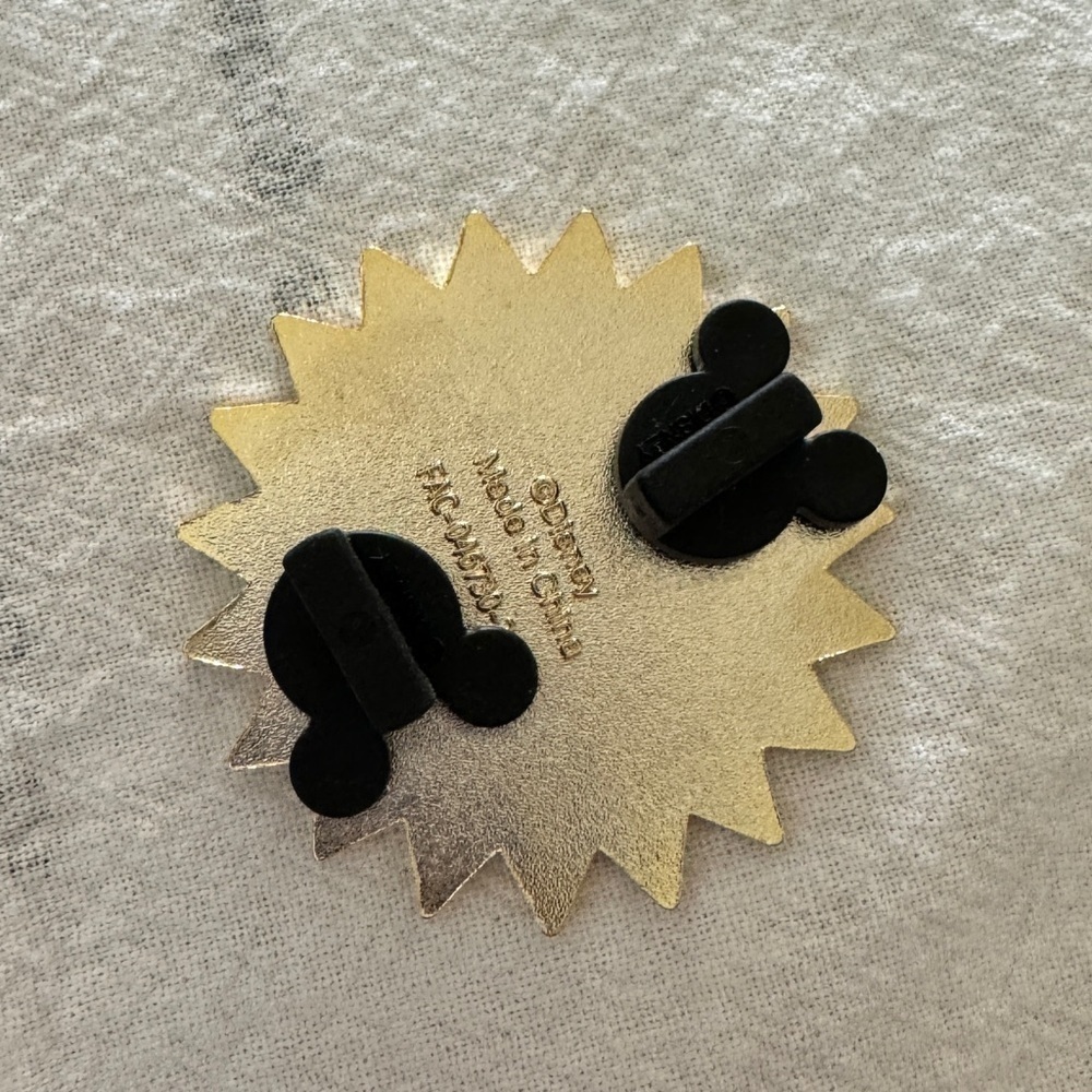 NEW Good Morning America d23 Pin - Picture 3 of 3